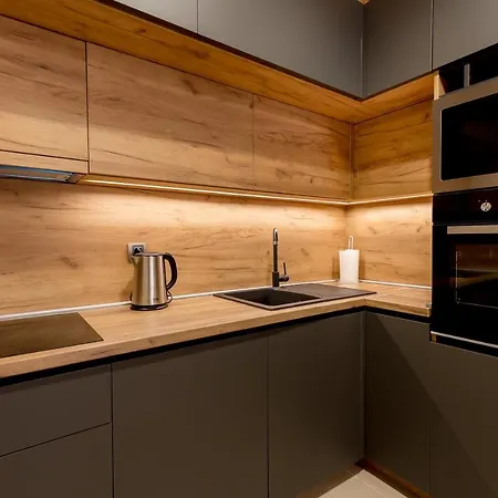 Apartament Athos Square