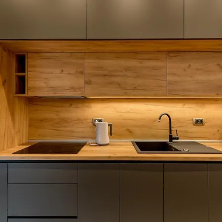 דירה Athos Square *