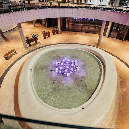 דירה Athos Square *