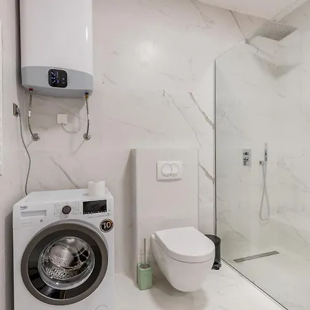 Athos Square Appartement *