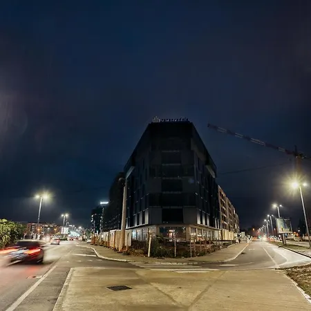 Athos Square פודגוריצה