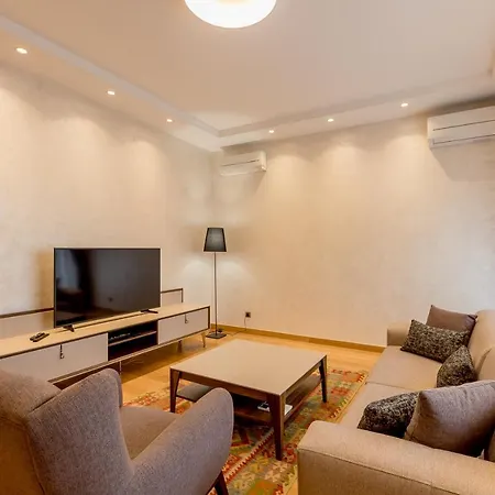 Athos Square Apartment