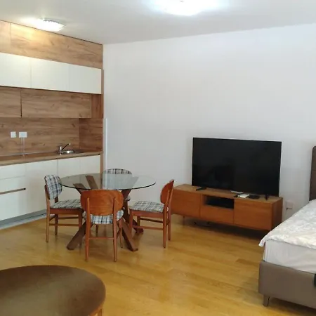 Athos Square Appartement