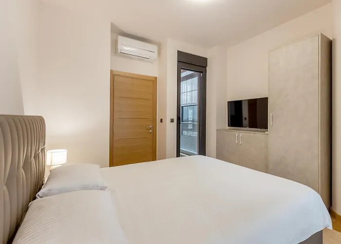 Apartment Athos Square Podgorica