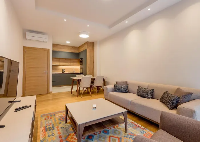 Apartmán Athos Square *