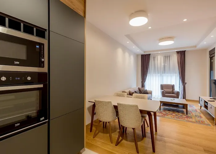 Apartmán Athos Square