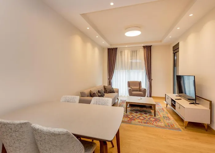 Athos Square Apartmán